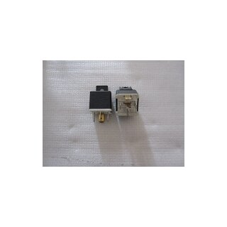 Relais Hella 12V 60A 4RA 003 437-081 with Halter